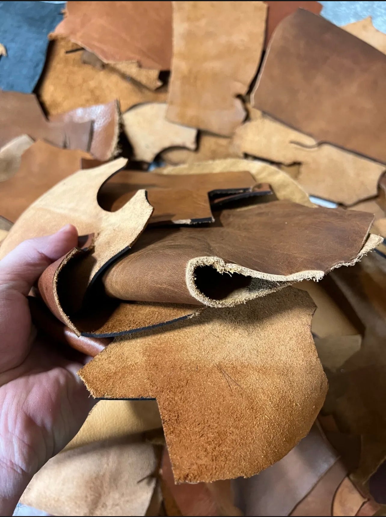 Lightweight 2 LBS Veg-Tan Leather Scraps, Remnants